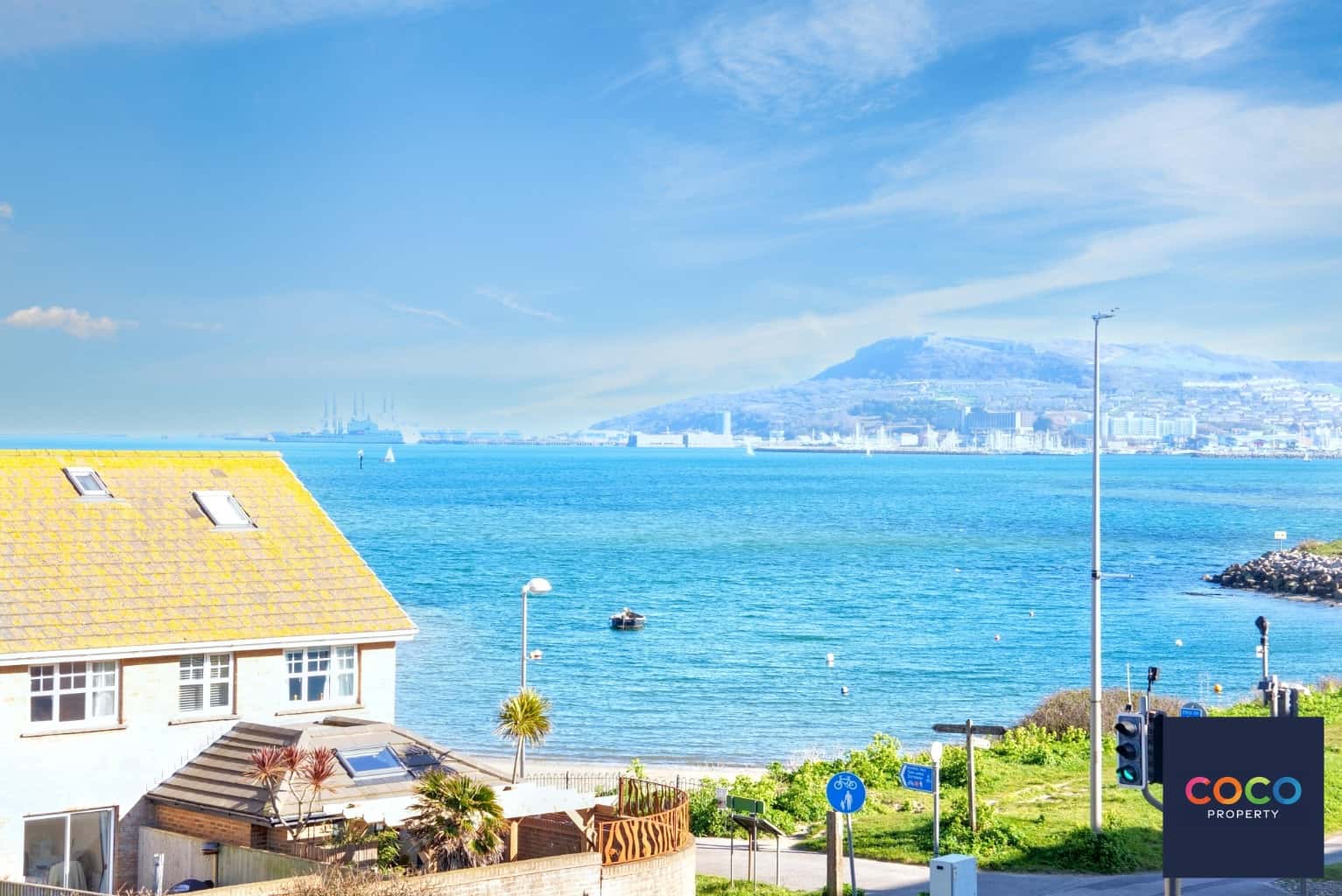 Stunning Duplex Penthouse with Sea Views & Lift Access, Weymouth Property image 11