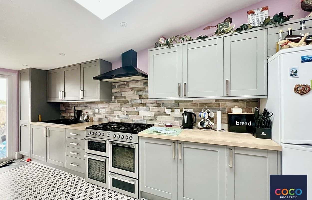 Grove Road, Portland, DT5 Property image 2