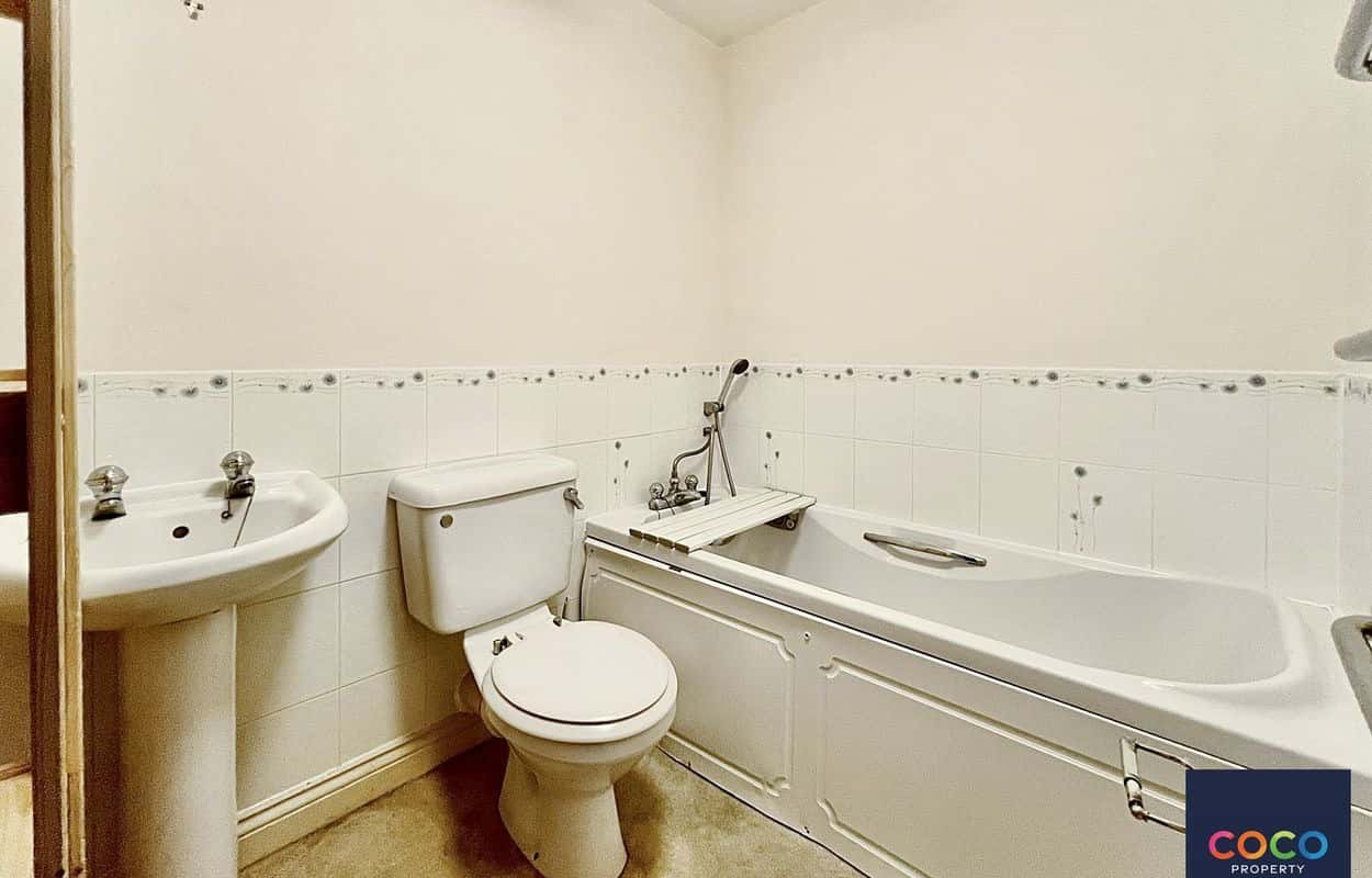 Corscombe Close, Weymouth, DT4 Property image 9