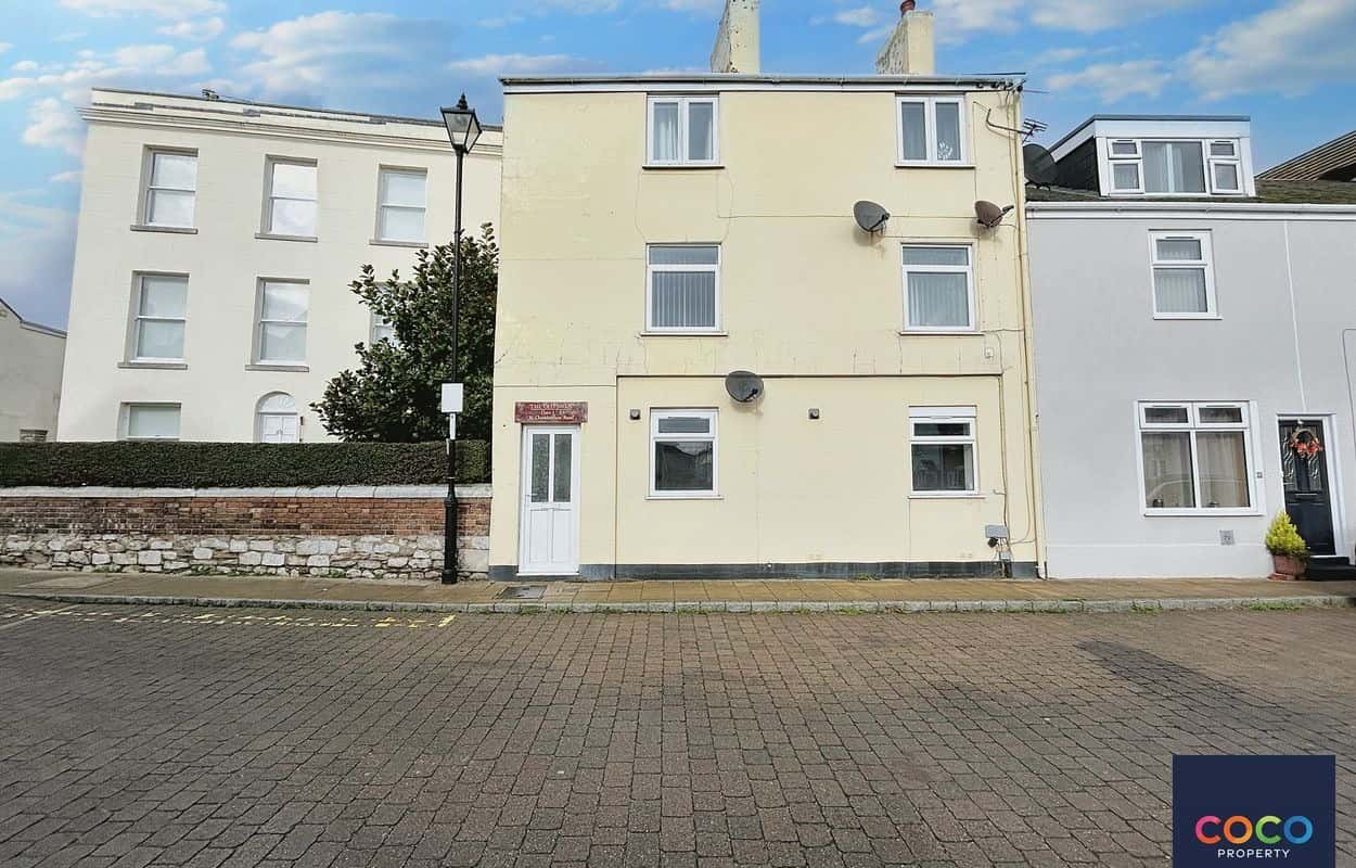 Charming 1-Bed Flat in Weymouth, Near Chesil Beach - Long Term Let Property image 1