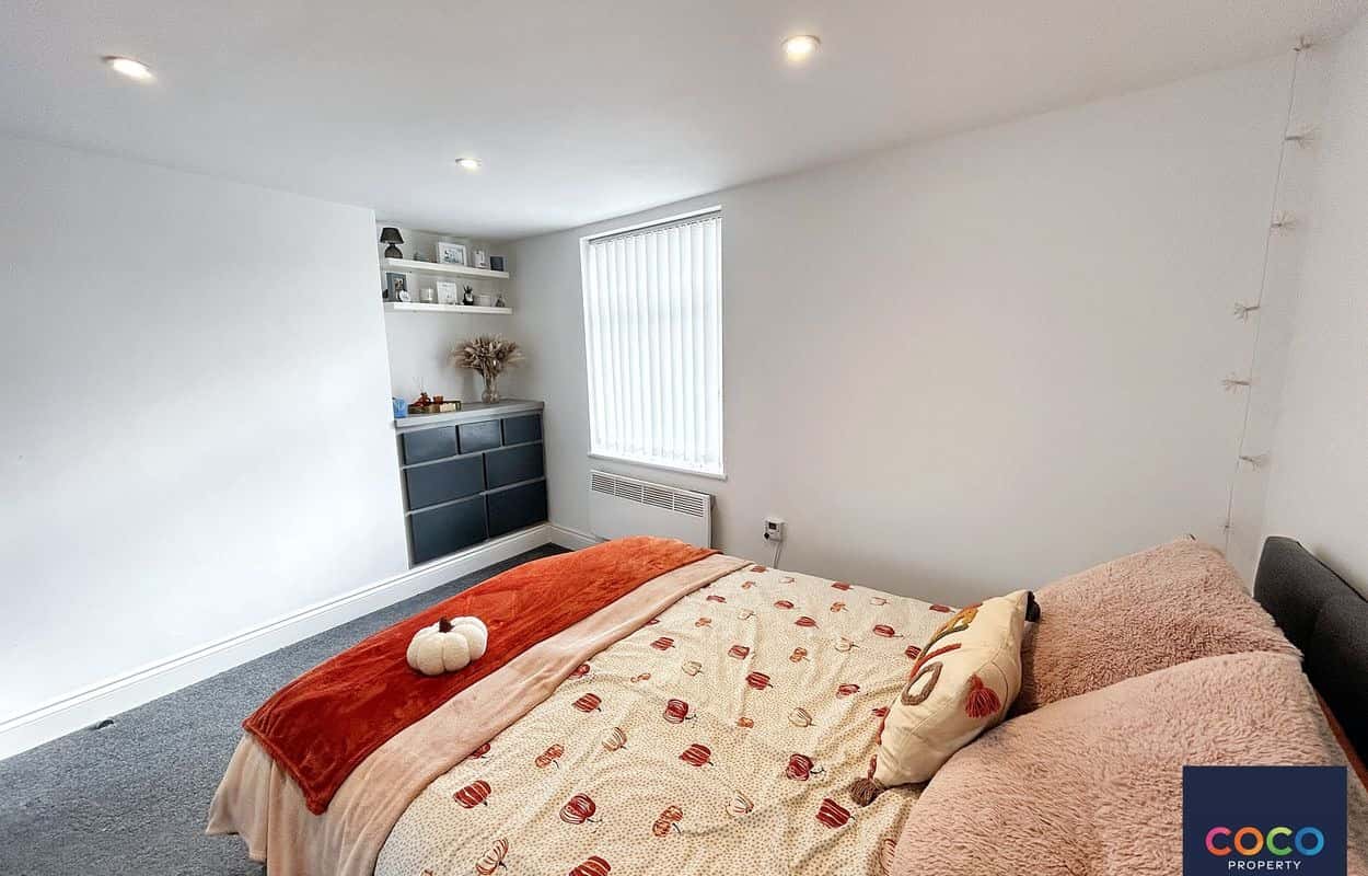 Charming 1-Bed Flat in Weymouth, Near Chesil Beach - Long Term Let Property image 5
