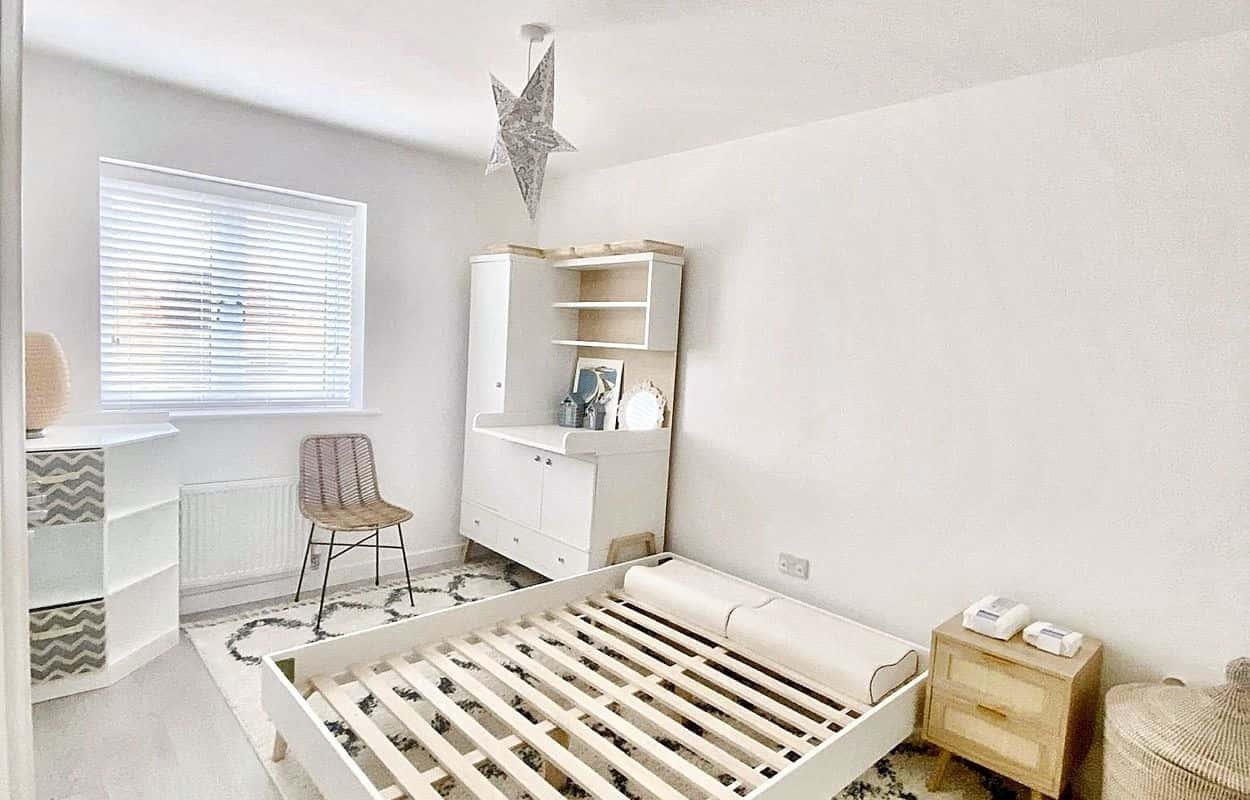 Stunning 3 Bed House to Let in Portland with Sea Views & Balcony Property image 13