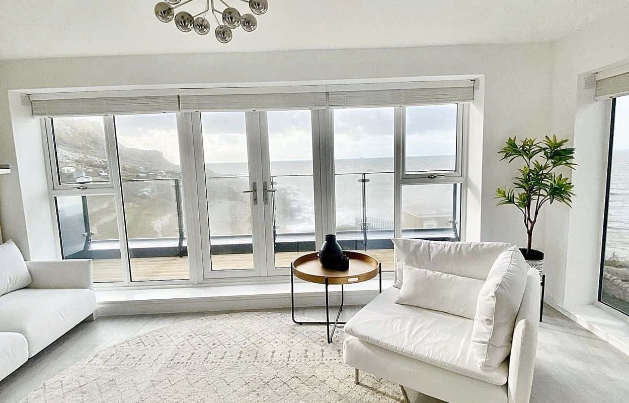 Stunning 3 Bed House to Let in Portland with Sea Views & Balcony Property image 14