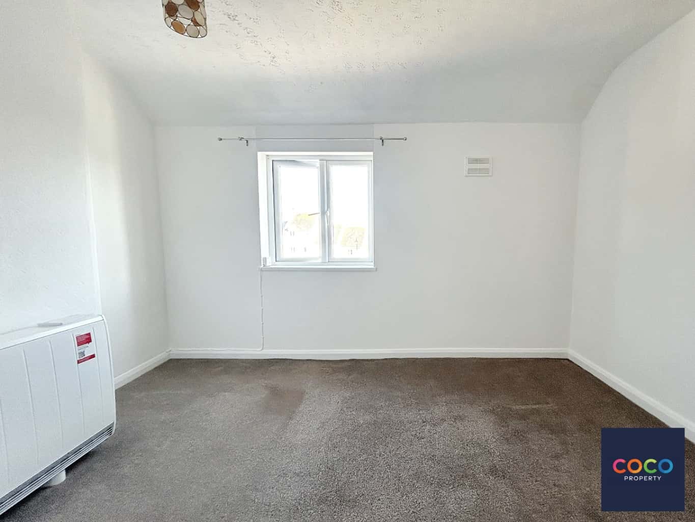 Charming 1 Bed Flat in Old Swan, Weymouth, Available Now! Property image 2