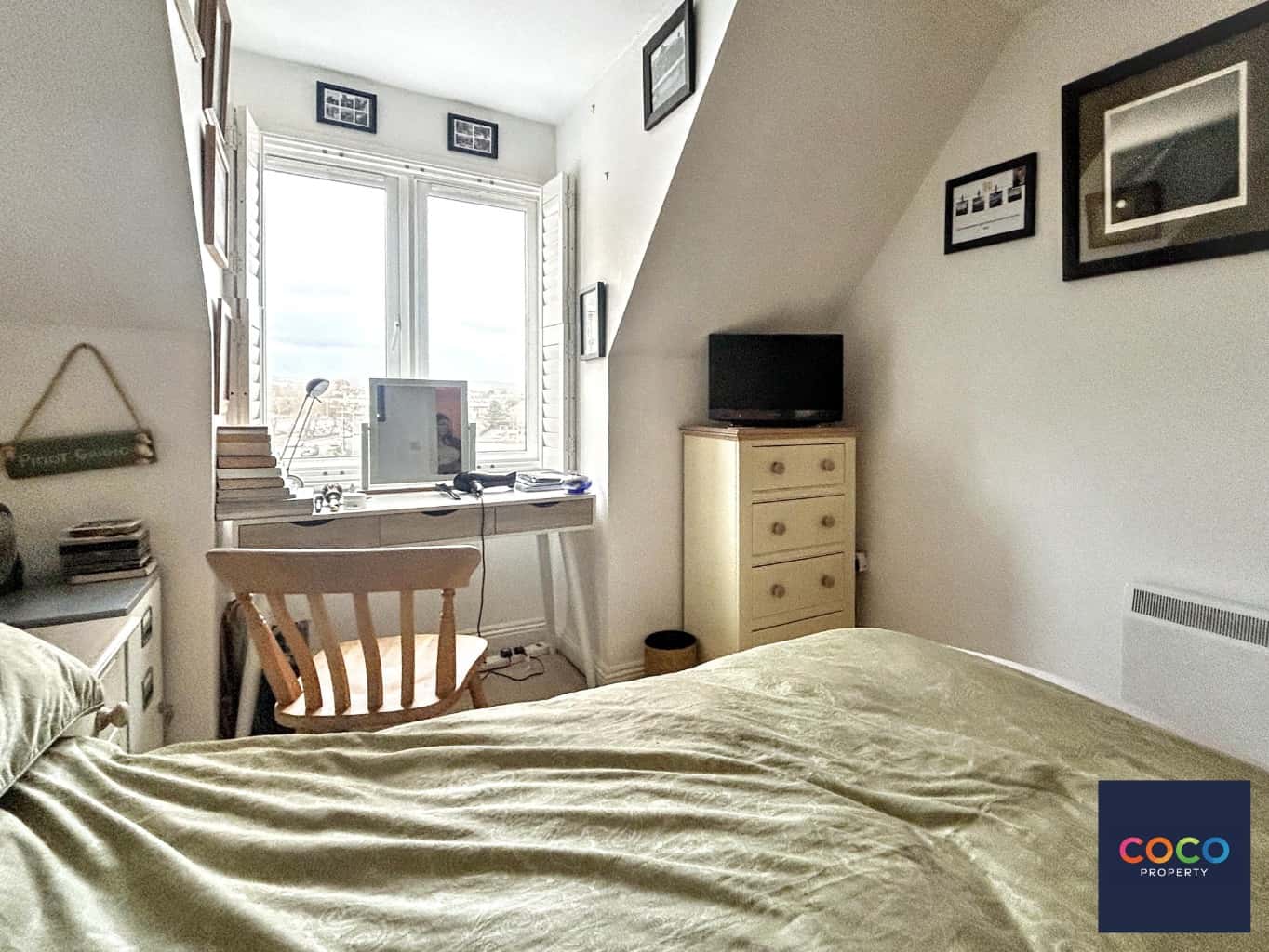 Stunning 2 Bed Apartment with Harbour Views & Beach Access in Dorset Property image 8