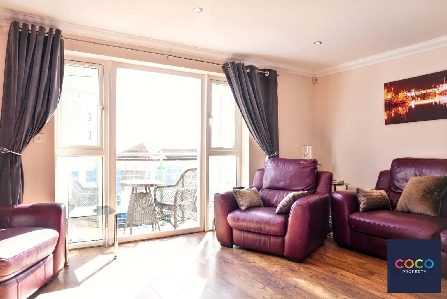 Stunning 2-Bed House in Weymouth with Sea Views & Balcony Property image 12