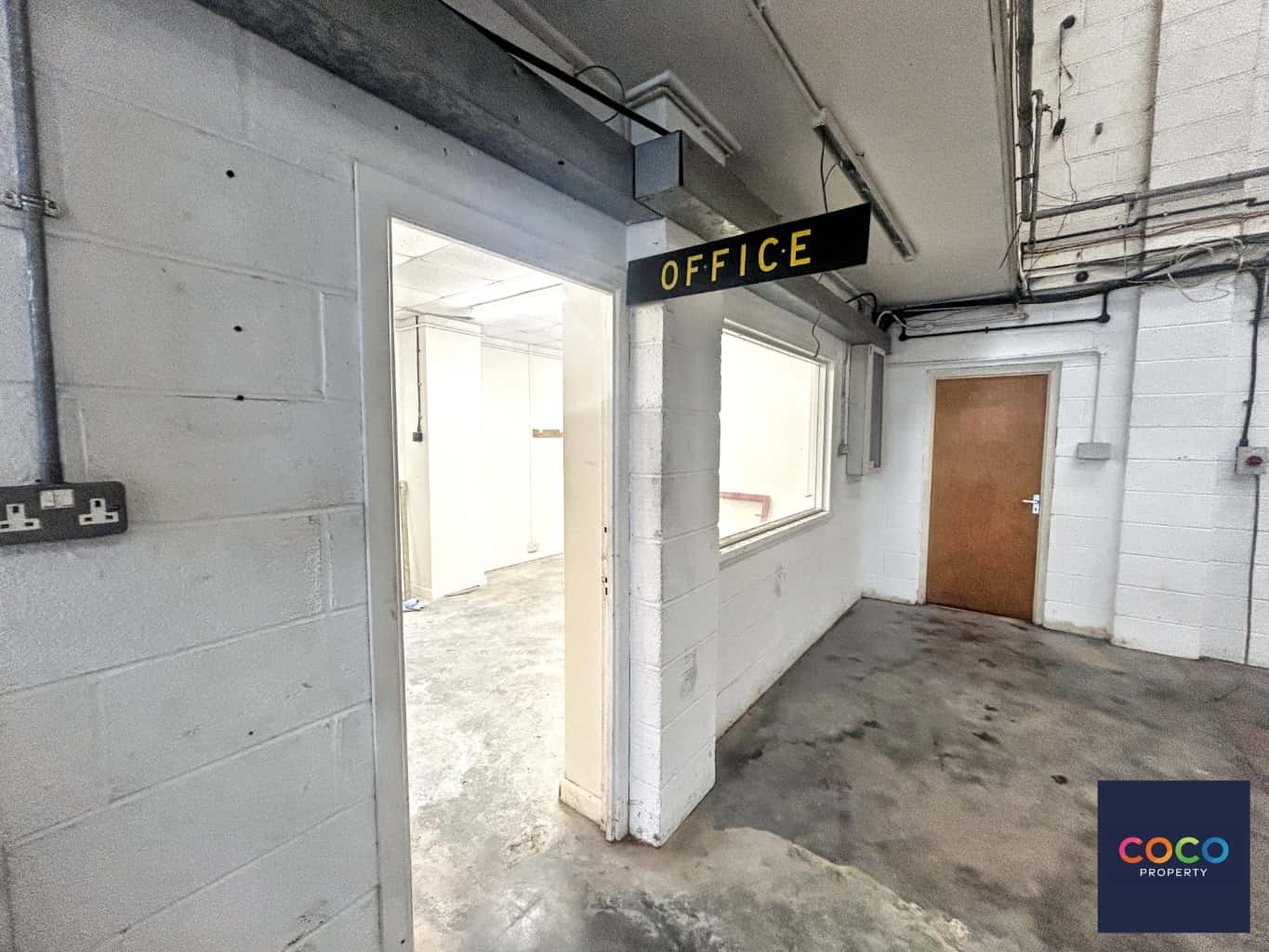 Versatile Commercial Unit To Let, Tradecroft Industrial Estate, Dorset Property image 3