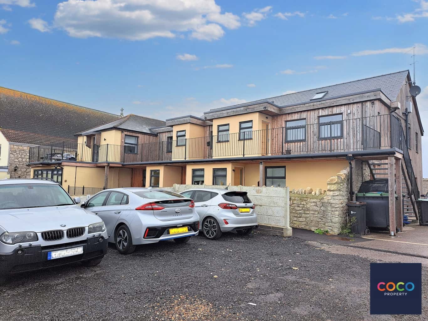 Spacious 2-Bed Apartment in Grove Road, Portland with Parking Property image 6