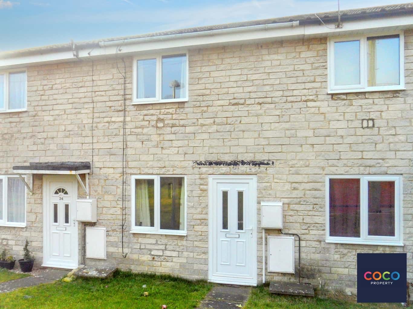 Charming 2-Bed House in Portland with Garage, Close to Amenities Property image 1