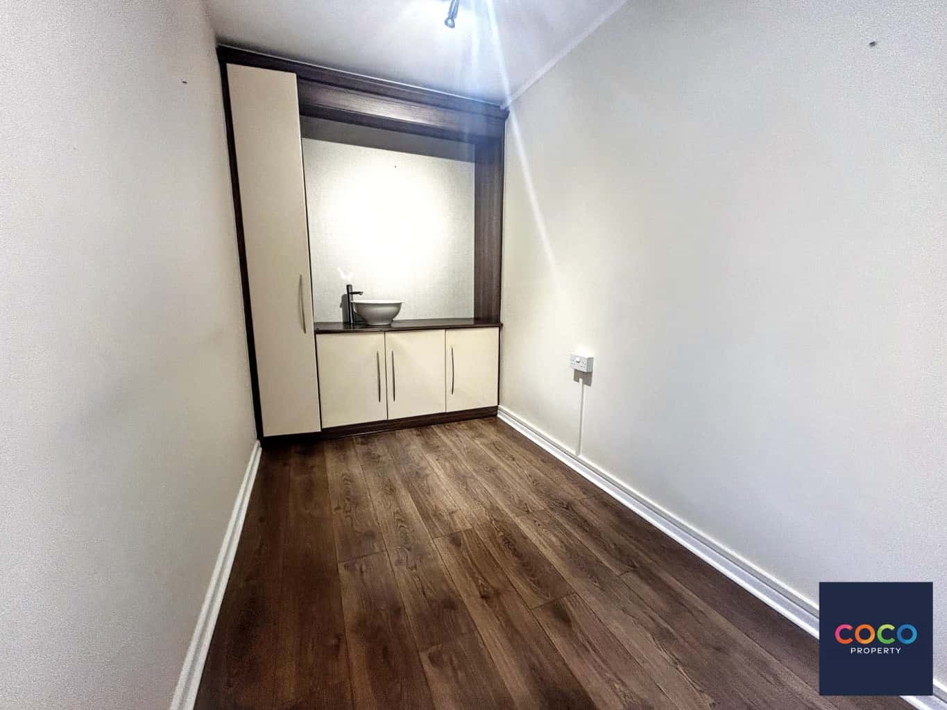 Prime Commercial Unit, Princes Street, Dorchester: Flexible Retail/Office Property image 11