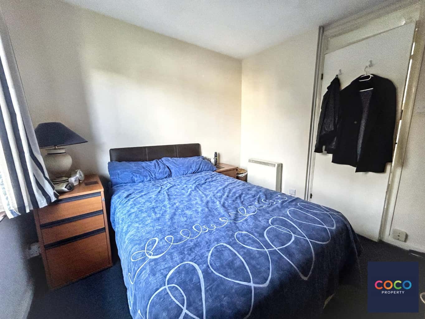 Modern One Bedroom Apartment with Parking in Central Dorchester Property image 5