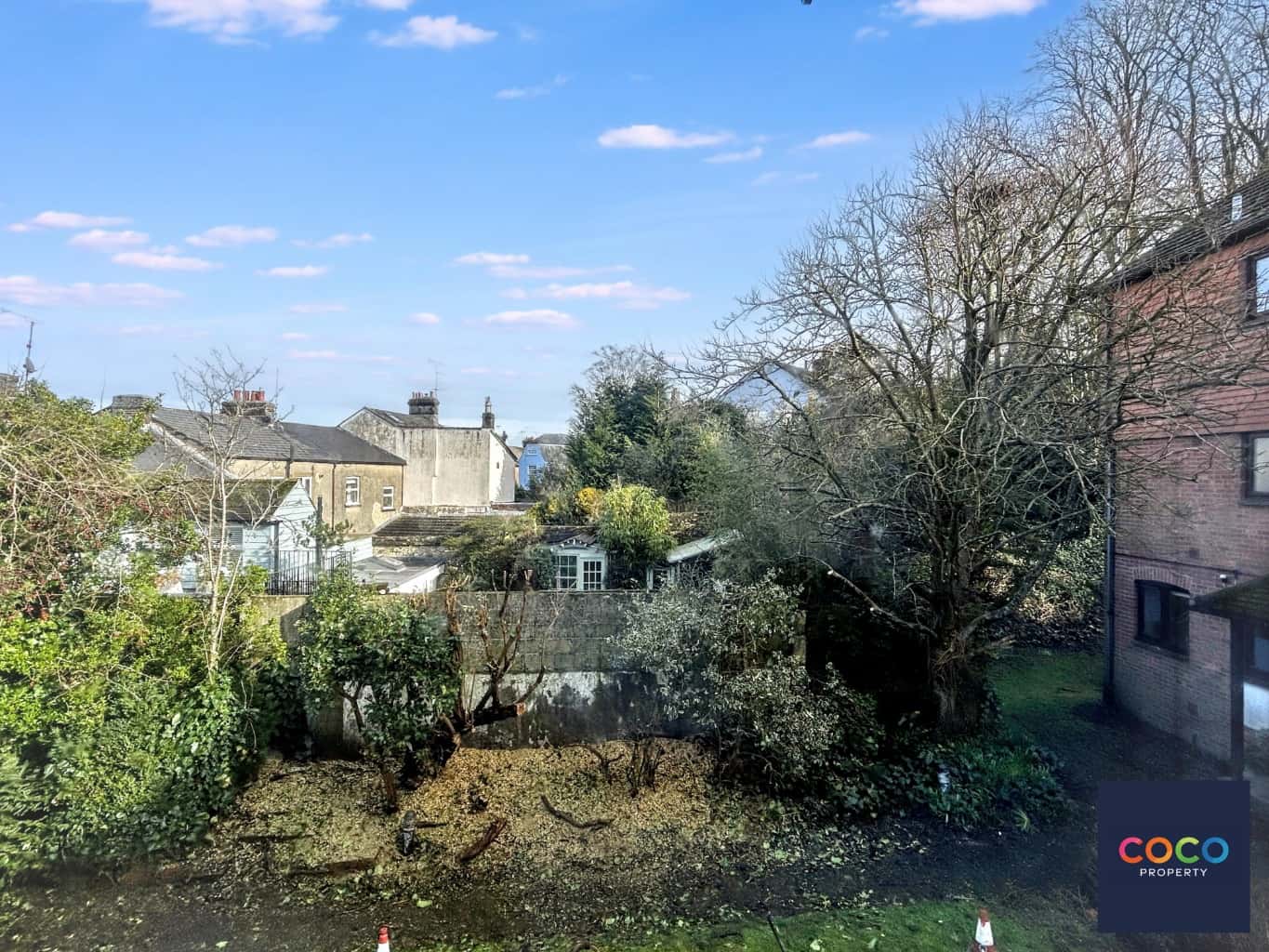 Modern One Bedroom Apartment with Parking in Central Dorchester Property image 9