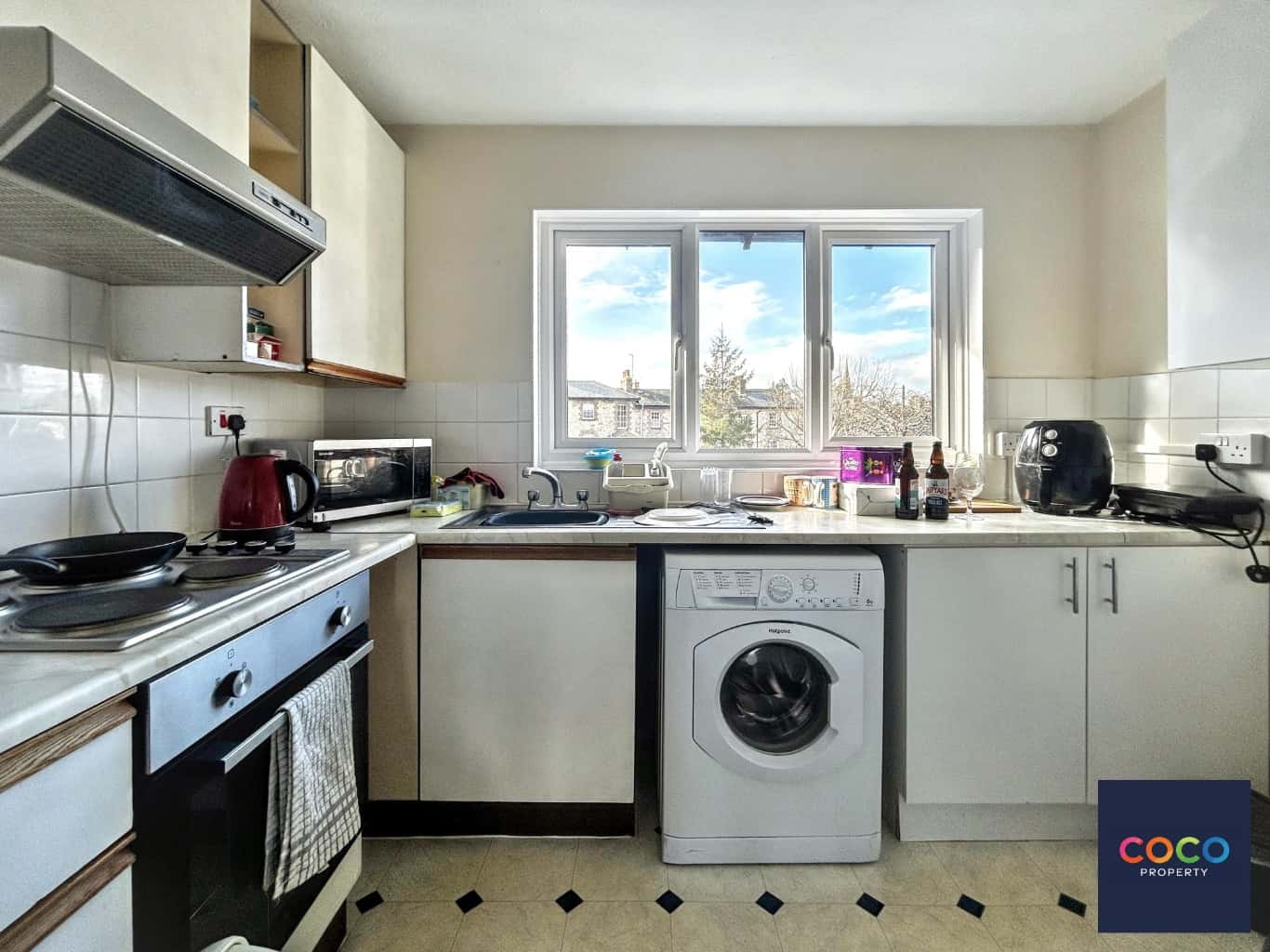 Modern One Bedroom Apartment with Parking in Central Dorchester Property image 7