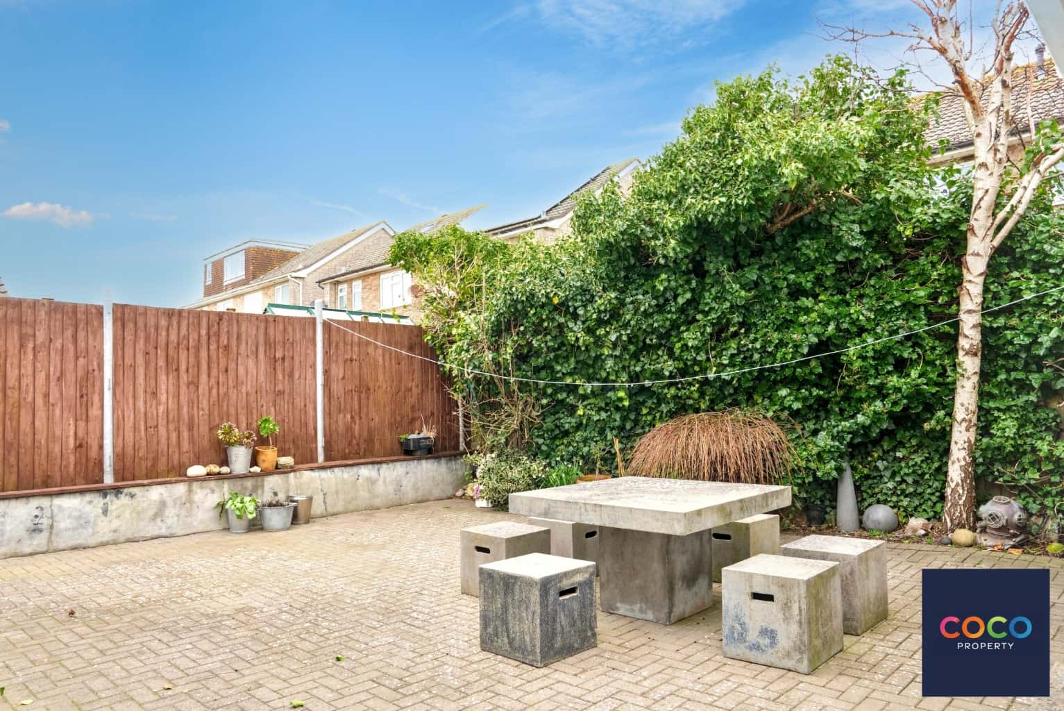 Versatile 4-Bed Detached Chalet Bungalow Property image 3