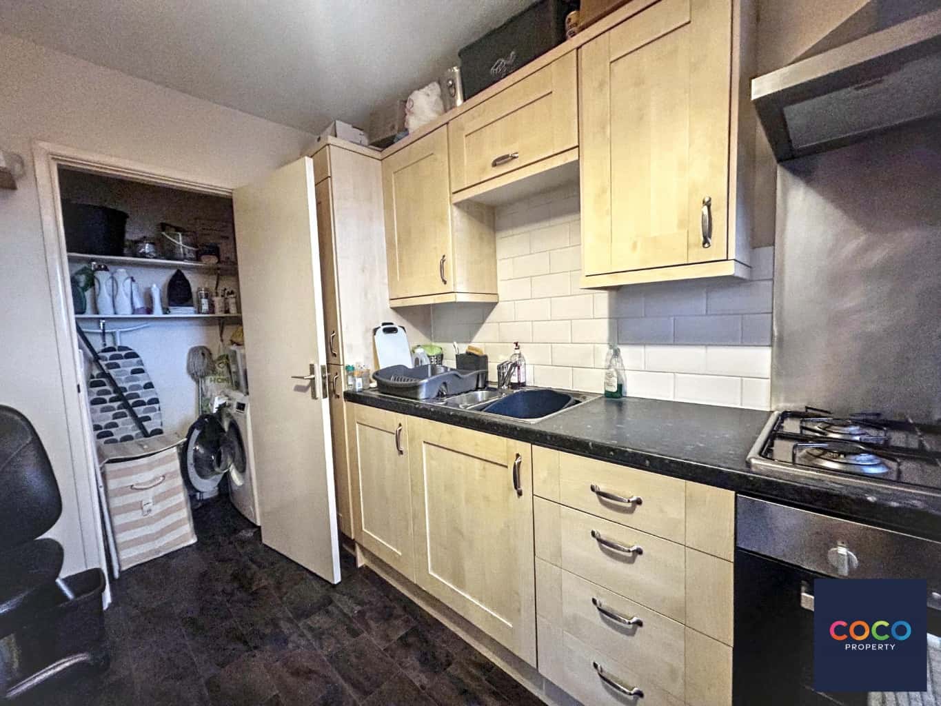 Riverside Living: 2-Bed Share of Freehold Apartment, Dorchester Property image 7