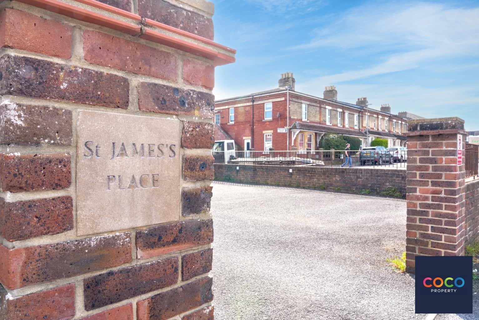 Spacious Ground Floor Apartment with Parking in Dorchester Property image 2