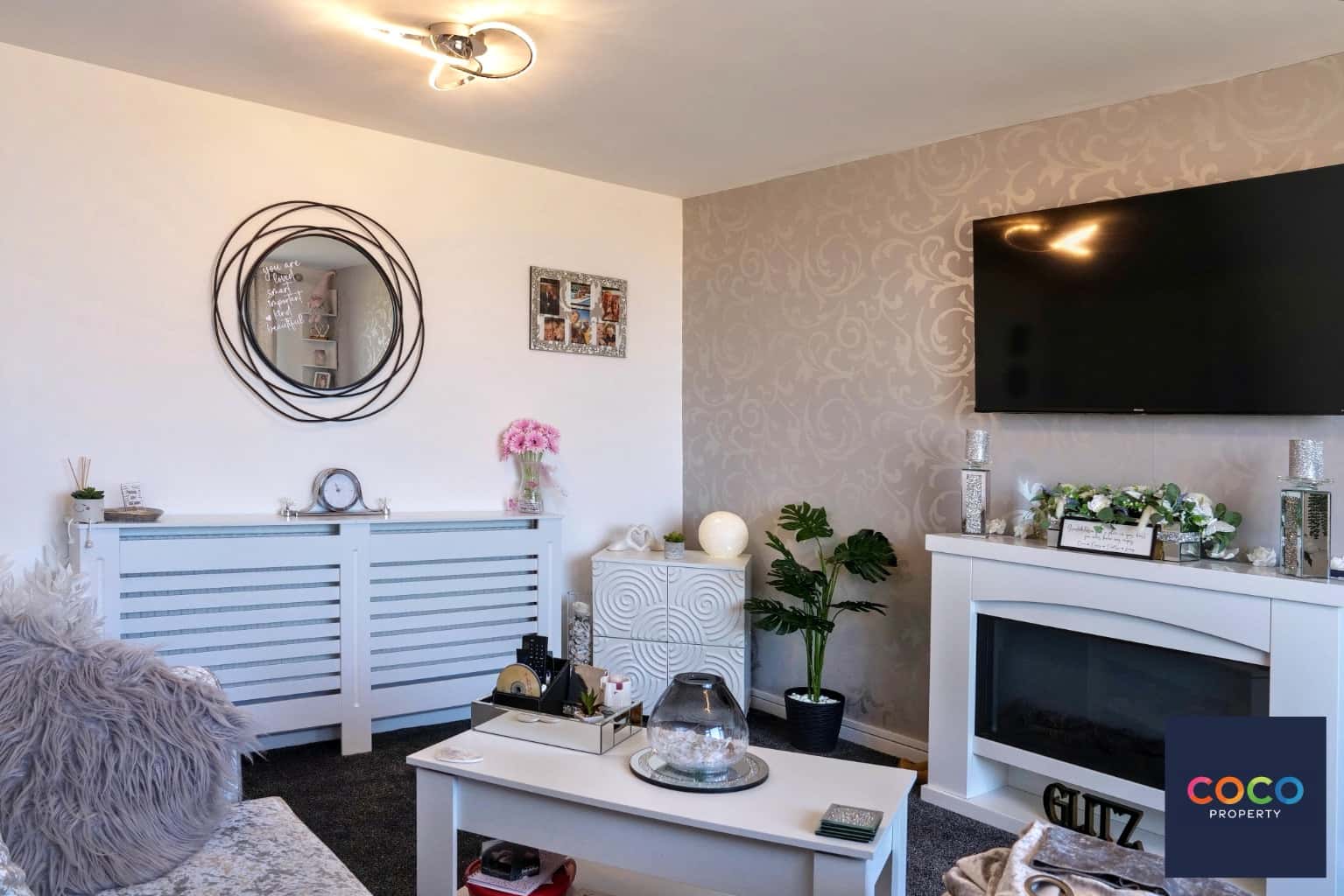 Stunning two Bed Apartment with Panoramic Sea Views, Portland Property image 2