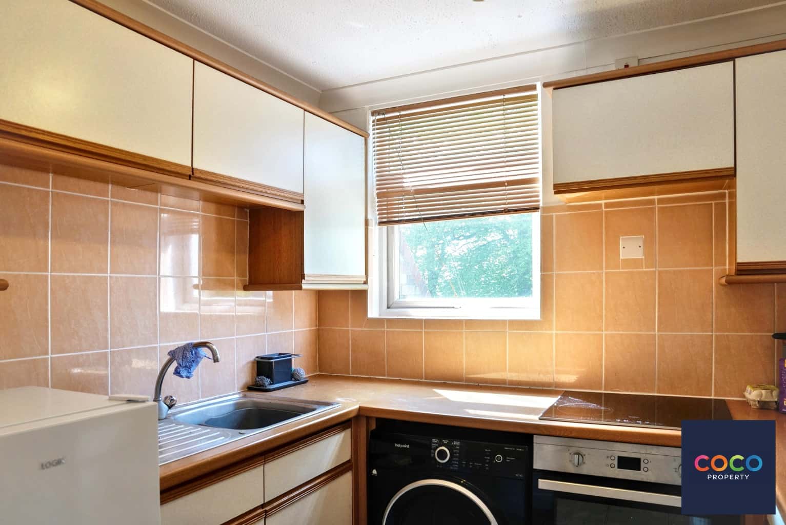 Charming Studio Suite with Balcony in Central Dorchester Property image 5
