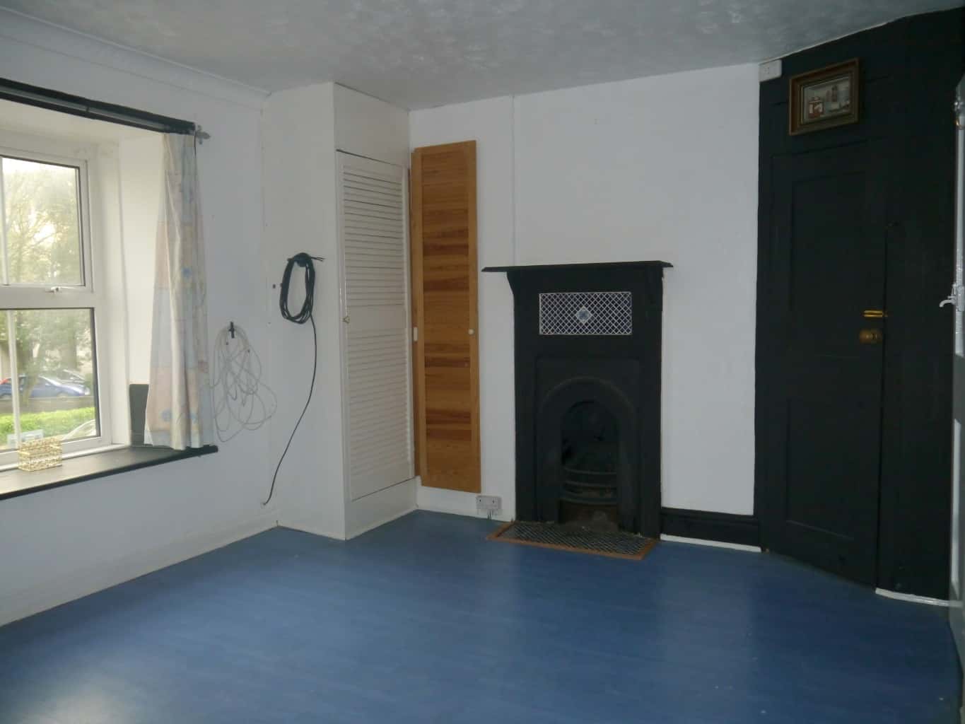 Two Bed House with Courtyard Garden in Easton Square, Portland Property image 6