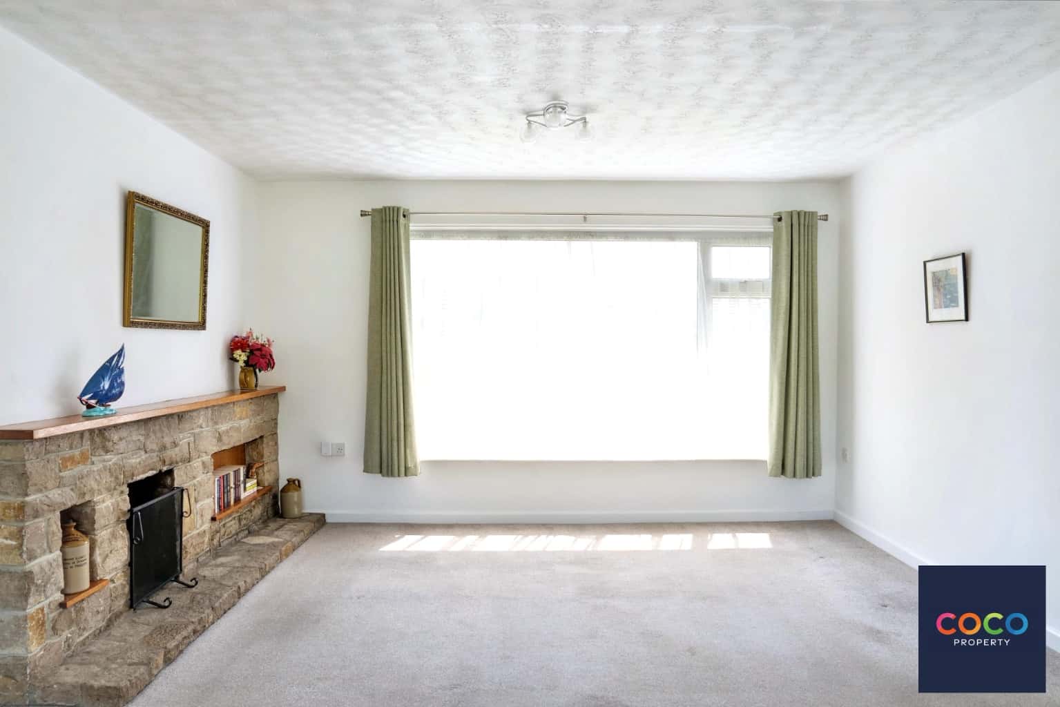Charming 2-Bed Detached Bungalow in Preston, Dorset with Gardens Property image 3