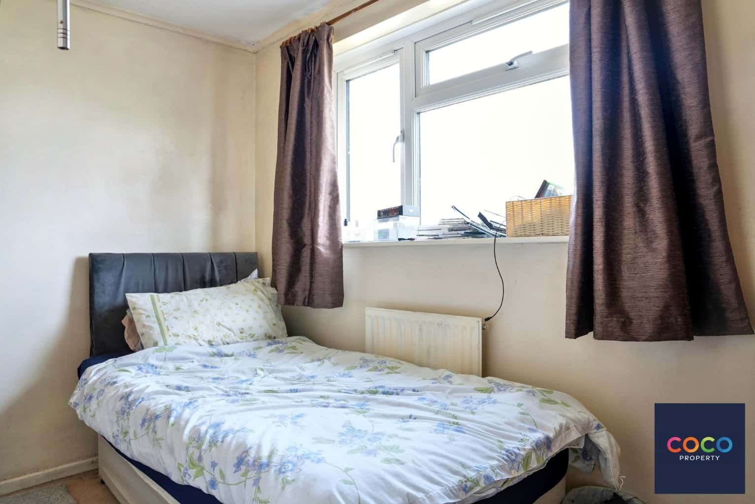 Spacious 3-Bed House on Large Corner Plot in Popular Portland Property image 8