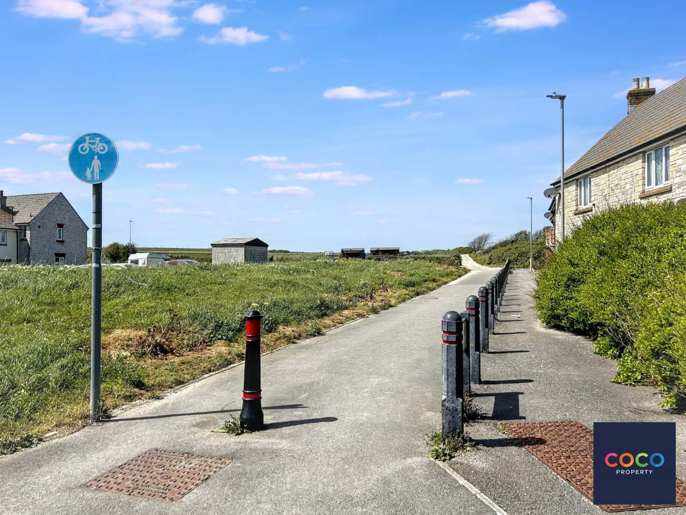 Spacious 3-Bed House on Large Corner Plot in Popular Portland Property image 12