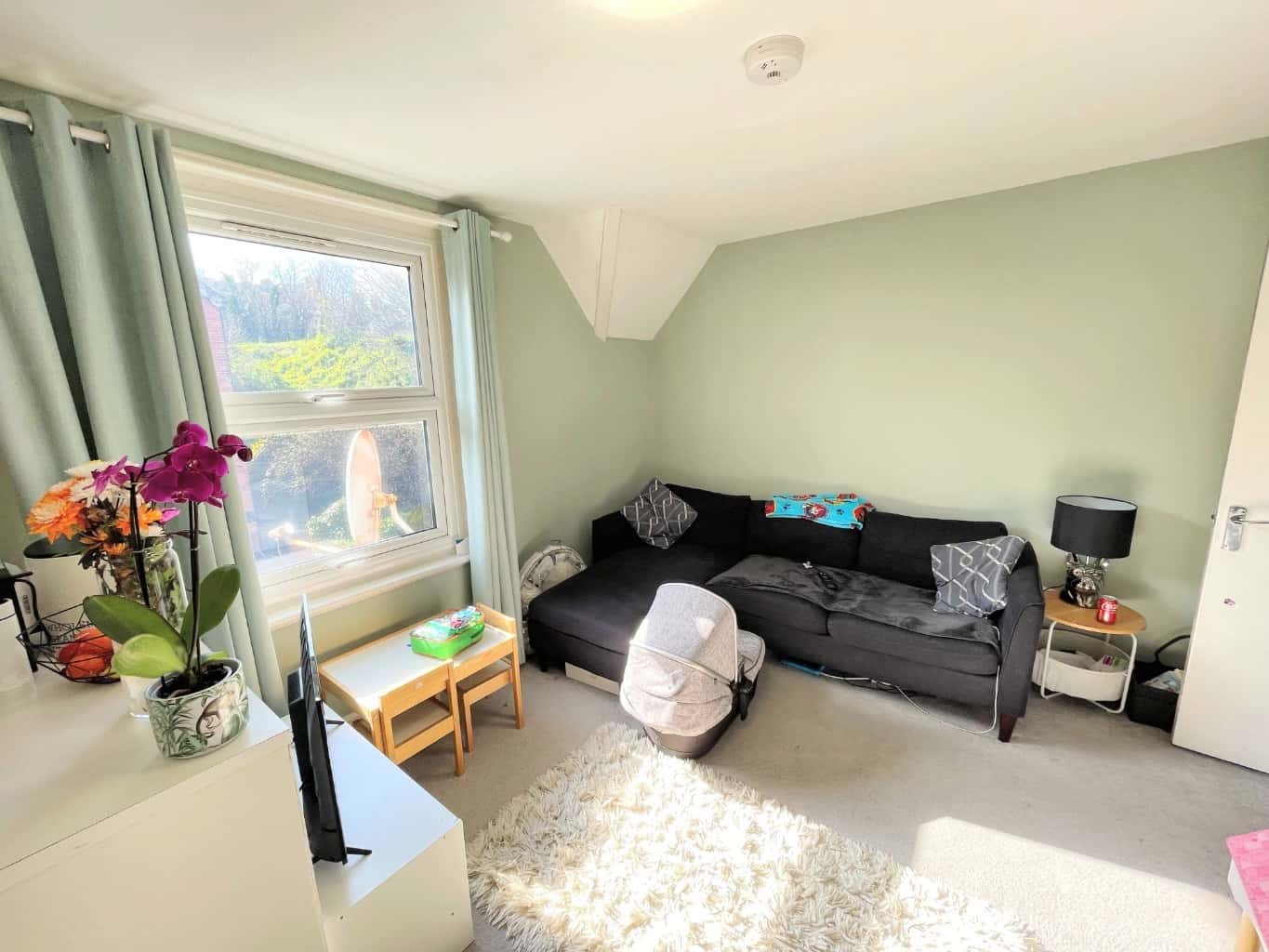 Marina Views: Well-Presented Two Bed Flat in Popular Chickerell Road Property image 8