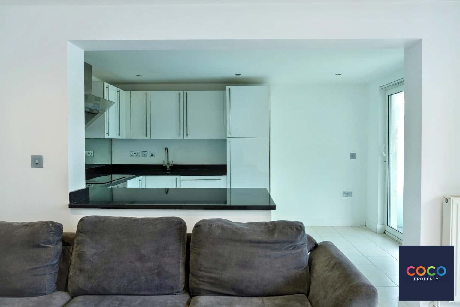 Stylish two Bed Apartment in Atlantic House with Balcony & Gym Property image 9