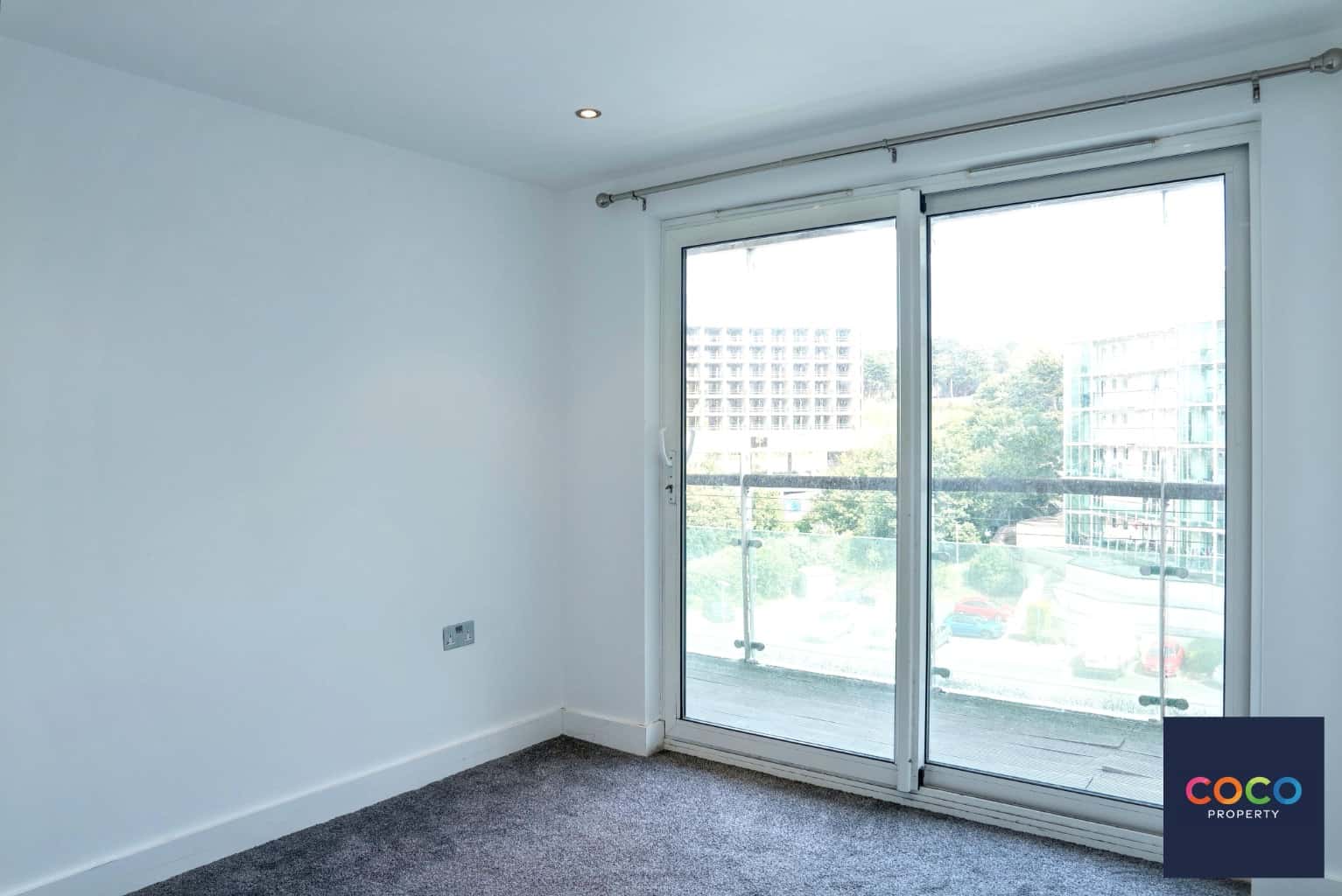 Stylish two Bed Apartment in Atlantic House with Balcony & Gym Property image 8