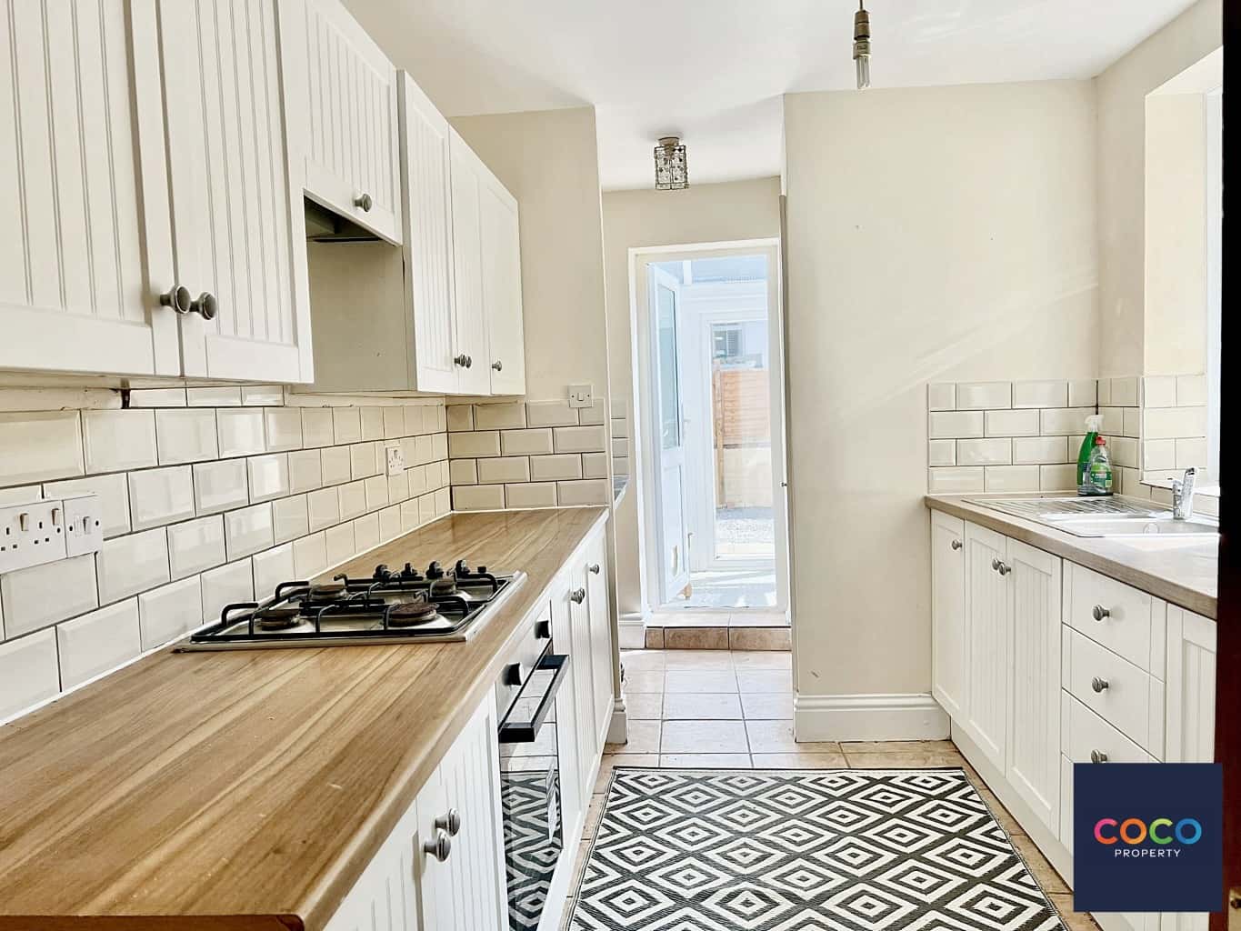 Charming 3 Bed Character Home, Chiswell: Moments from Chesil Beach Property image 14